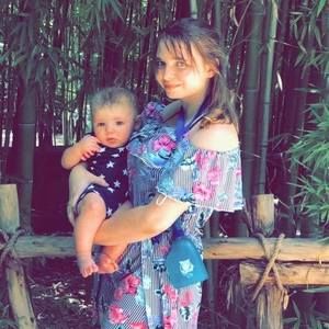 Meet your Posher, Shania